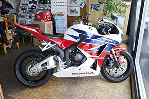 ▲機能性に優れたCBR600RR。